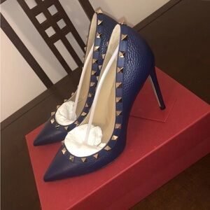 Valentino Rockstud Grainy Leather Pump 100 Navy